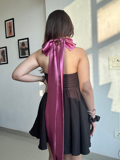 Tie Bow halter dress 🎀